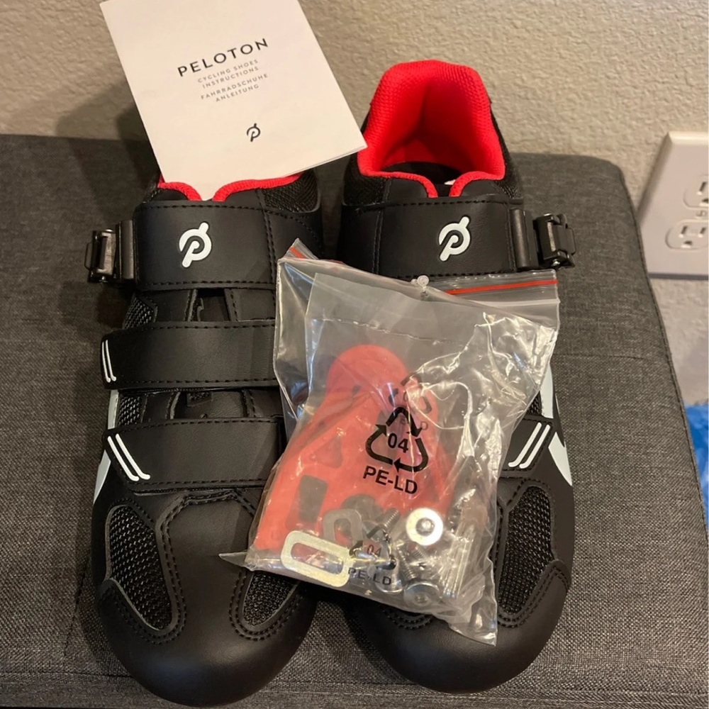 Peloton Shoes - Brandnew!!
